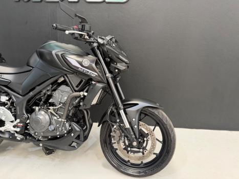 YAMAHA MT-03 300 ABS, Foto 5