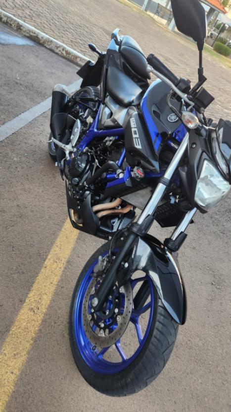 YAMAHA MT-03 300 ABS, Foto 3