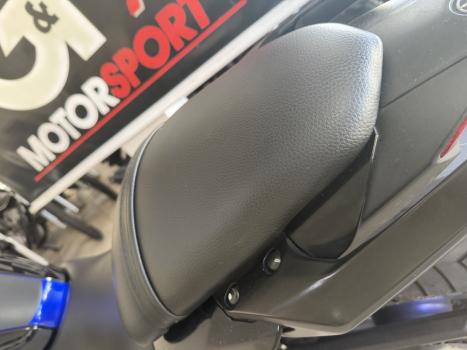 YAMAHA MT-03 300 ABS, Foto 9