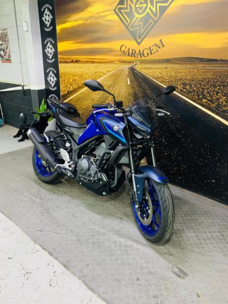 YAMAHA MT-03 300 ABS, Foto 6