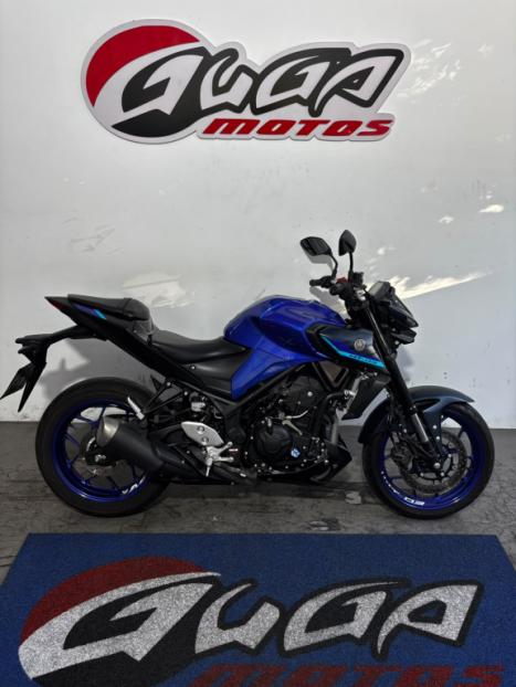 YAMAHA MT-03 300 ABS, Foto 1