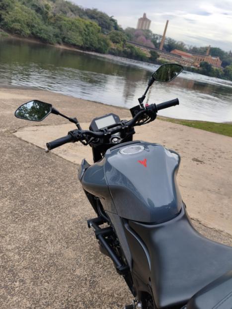 YAMAHA MT-03 300 ABS, Foto 6