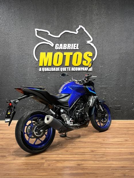 YAMAHA MT-03 300 ABS, Foto 5