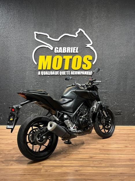 YAMAHA MT-03 300 ABS, Foto 5