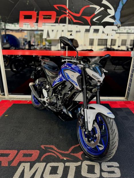 YAMAHA MT-03 300 ABS, Foto 7