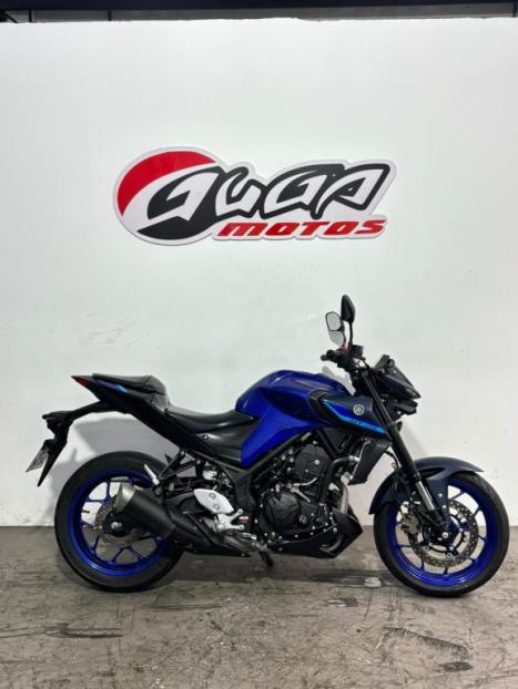 YAMAHA MT-03 300 ABS, Foto 1