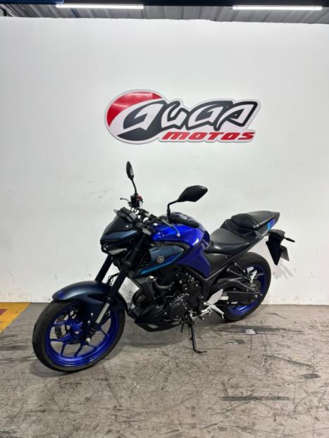YAMAHA MT-03 300 ABS, Foto 4