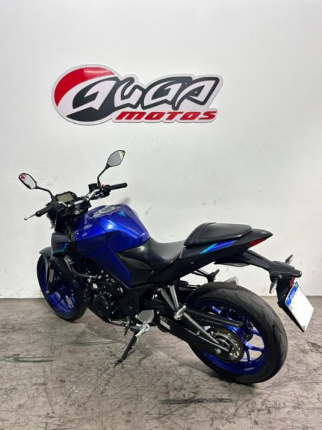 YAMAHA MT-03 300 ABS, Foto 6