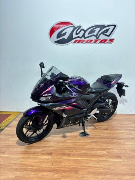 YAMAHA MT-03 300 ABS, Foto 3