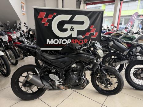 YAMAHA MT-03 300 ABS, Foto 1