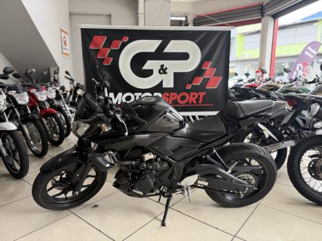 YAMAHA MT-03 300 ABS, Foto 4
