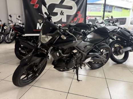 YAMAHA MT-03 300 ABS, Foto 5