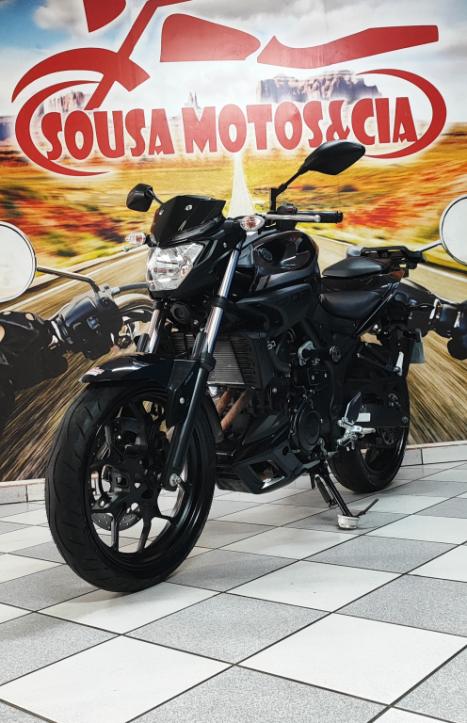 YAMAHA MT-03 300 ABS, Foto 3
