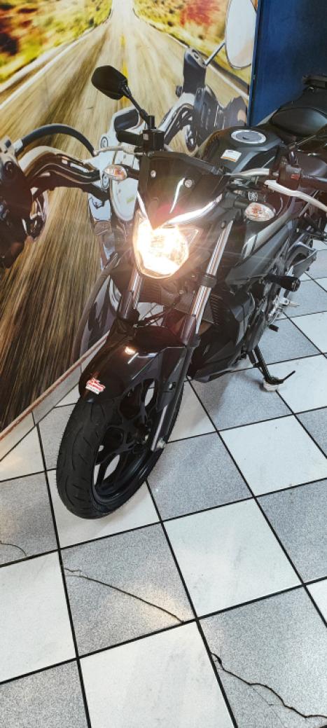 YAMAHA MT-03 300 ABS, Foto 12