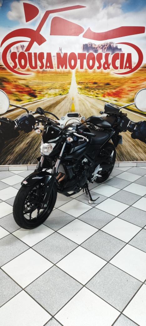 YAMAHA MT-03 300 ABS, Foto 13