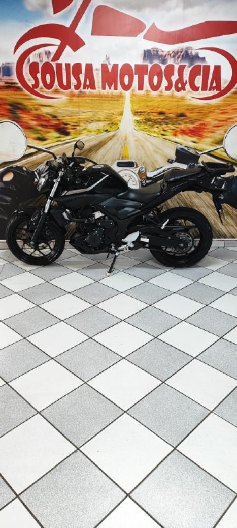 YAMAHA MT-03 300 ABS, Foto 14