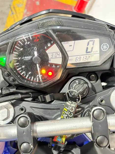 YAMAHA MT-03 300 ABS, Foto 4