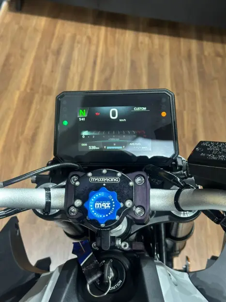 YAMAHA MT-07 700 ABS, Foto 7