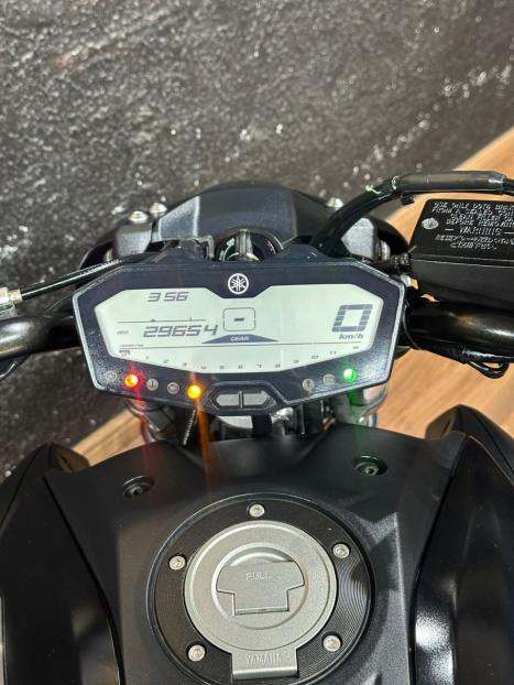 YAMAHA MT-07 700 ABS, Foto 7