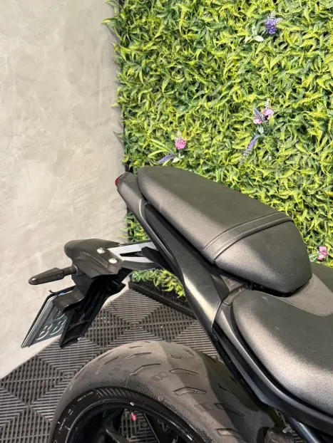 YAMAHA MT-07 700 ABS, Foto 6