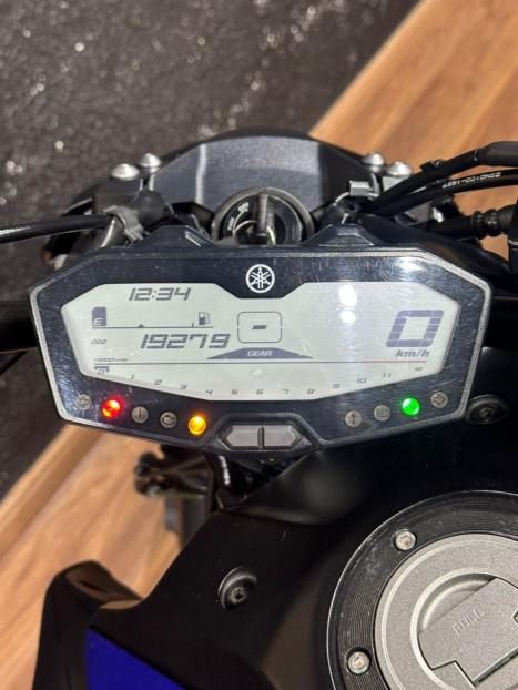YAMAHA MT-07 700 ABS, Foto 7