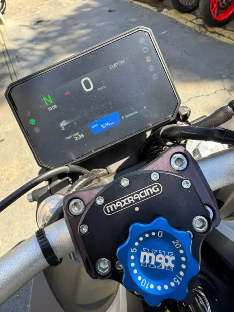 YAMAHA MT-07 700 ABS, Foto 6