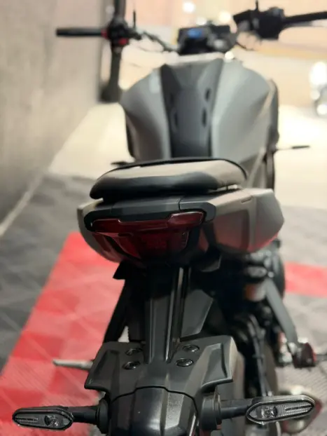 YAMAHA MT-07 700 ABS, Foto 11