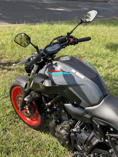 YAMAHA MT-07 700 ABS, Foto 8