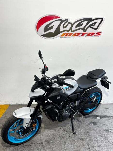 YAMAHA MT-07 700 ABS, Foto 5
