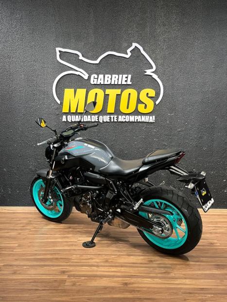 YAMAHA MT-07 700 ABS, Foto 5