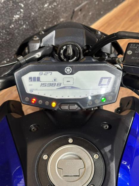 YAMAHA MT-07 700 ABS, Foto 6