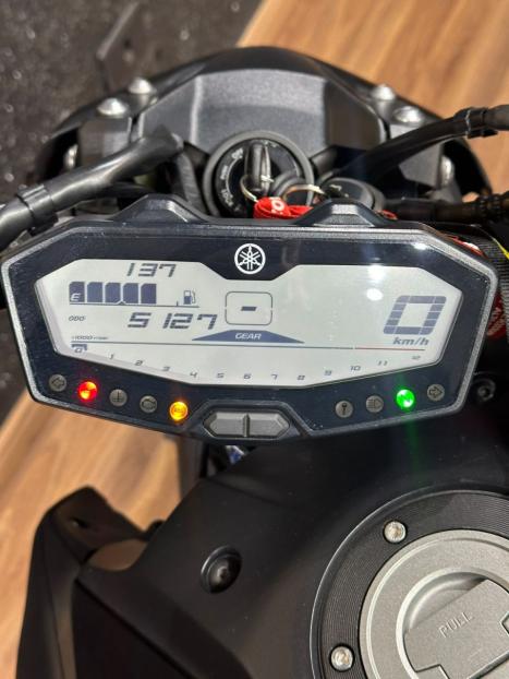 YAMAHA MT-07 700 ABS, Foto 7