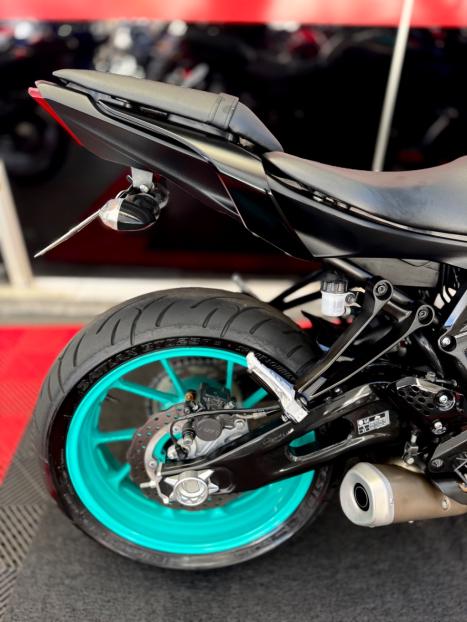 YAMAHA MT-07 700 ABS, Foto 2