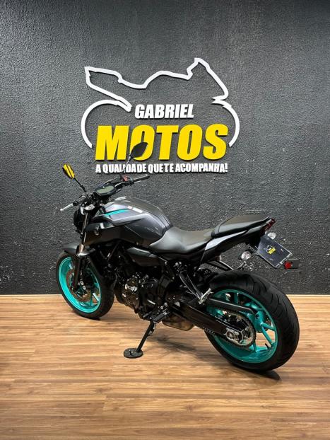 YAMAHA MT-07 700 ABS, Foto 5