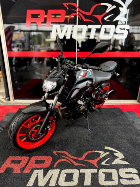 YAMAHA MT-07 700 ABS, Foto 8