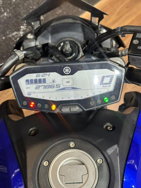 YAMAHA MT-07 700 ABS, Foto 7