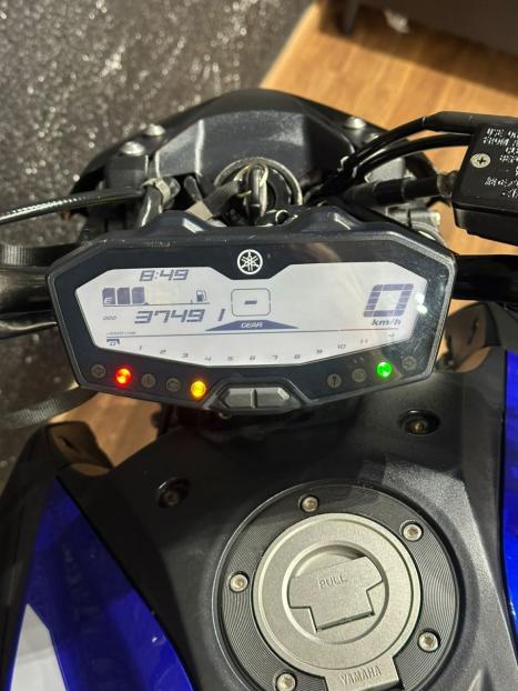 YAMAHA MT-07 700 ABS, Foto 7