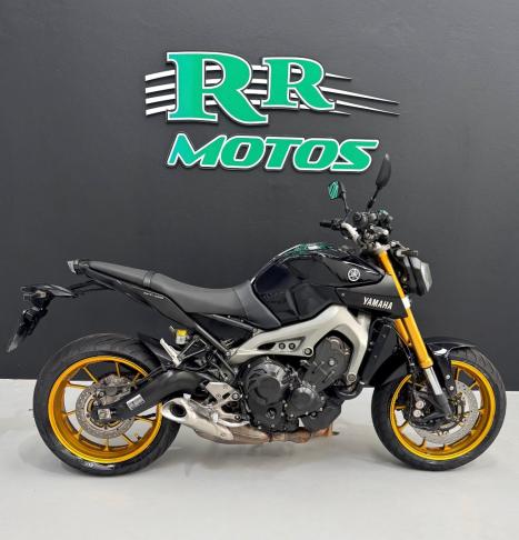YAMAHA MT-09 850 , Foto 1