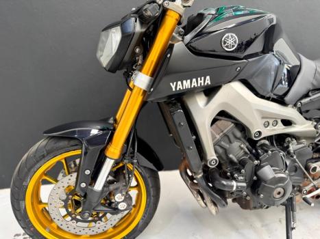 YAMAHA MT-09 850 , Foto 5