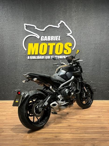 YAMAHA MT-09 850 ABS, Foto 5