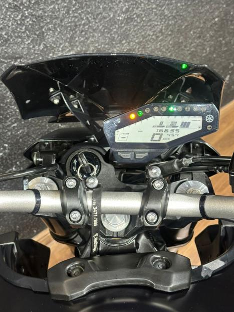 YAMAHA MT-09 850 ABS, Foto 7