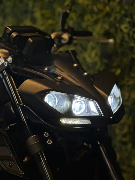 YAMAHA MT-09 850 ABS, Foto 7