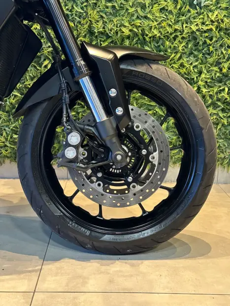 YAMAHA MT-09 850 ABS, Foto 16