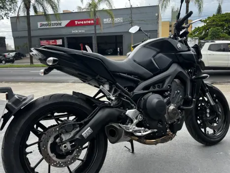 YAMAHA MT-09 850 ABS, Foto 7