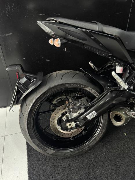 YAMAHA MT-09 850 ABS, Foto 2