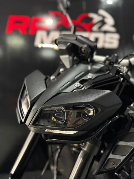 YAMAHA MT-09 850 ABS, Foto 9