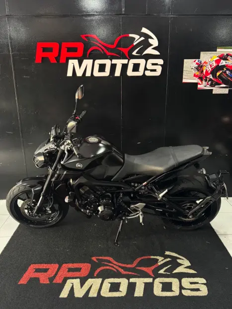 YAMAHA MT-09 850 ABS, Foto 13