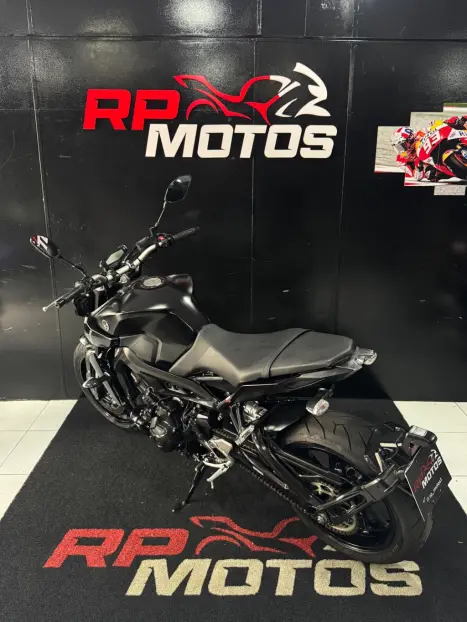 YAMAHA MT-09 850 ABS, Foto 18
