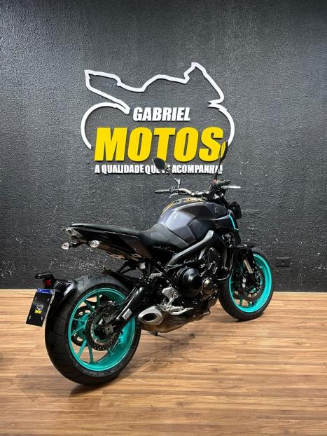 YAMAHA MT-09 850 ABS, Foto 6