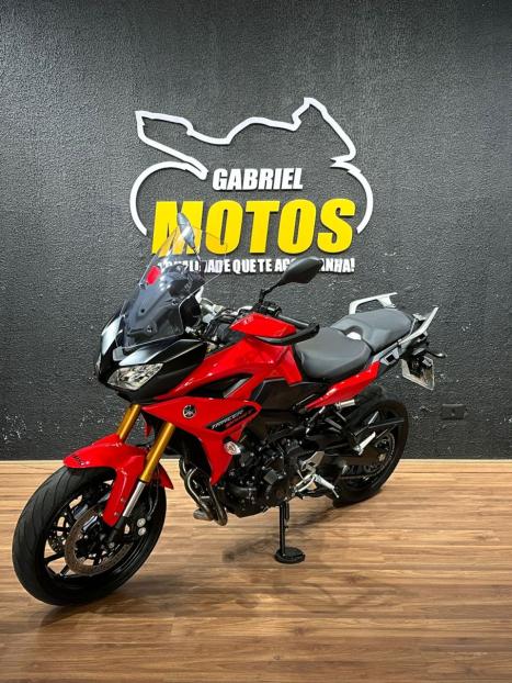 YAMAHA MT-09 Tracer GT 900 , Foto 4